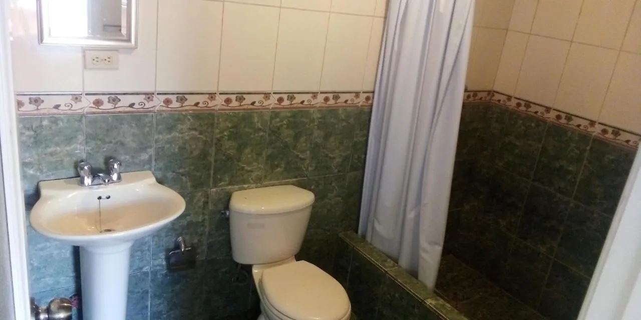 مبيت وإفطار كوينكا Yolanda House الإكوادور