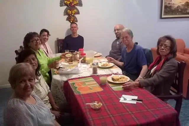 مبيت وإفطار كوينكا Yolanda House فندق مبيت وإفطار